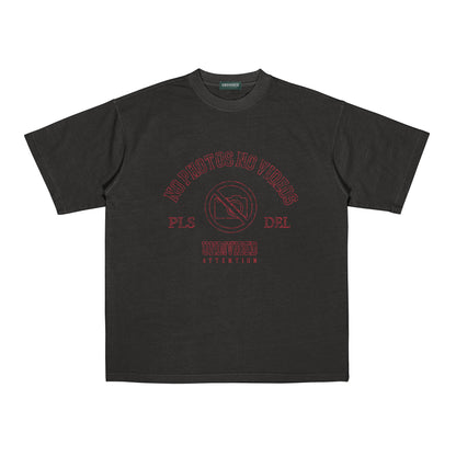 "NO PHOTO NO VIDEOS" BLACK / T-SHIRT MEDIUM FIT